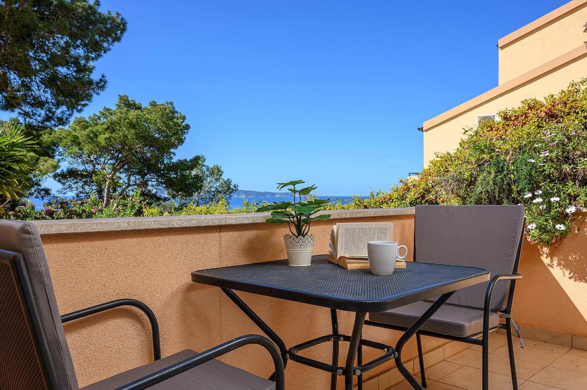 Apartment Mare Komiza Luaran gambar